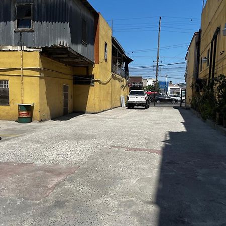 Oyo Hotel Linda Tijuana Zewnętrze zdjęcie