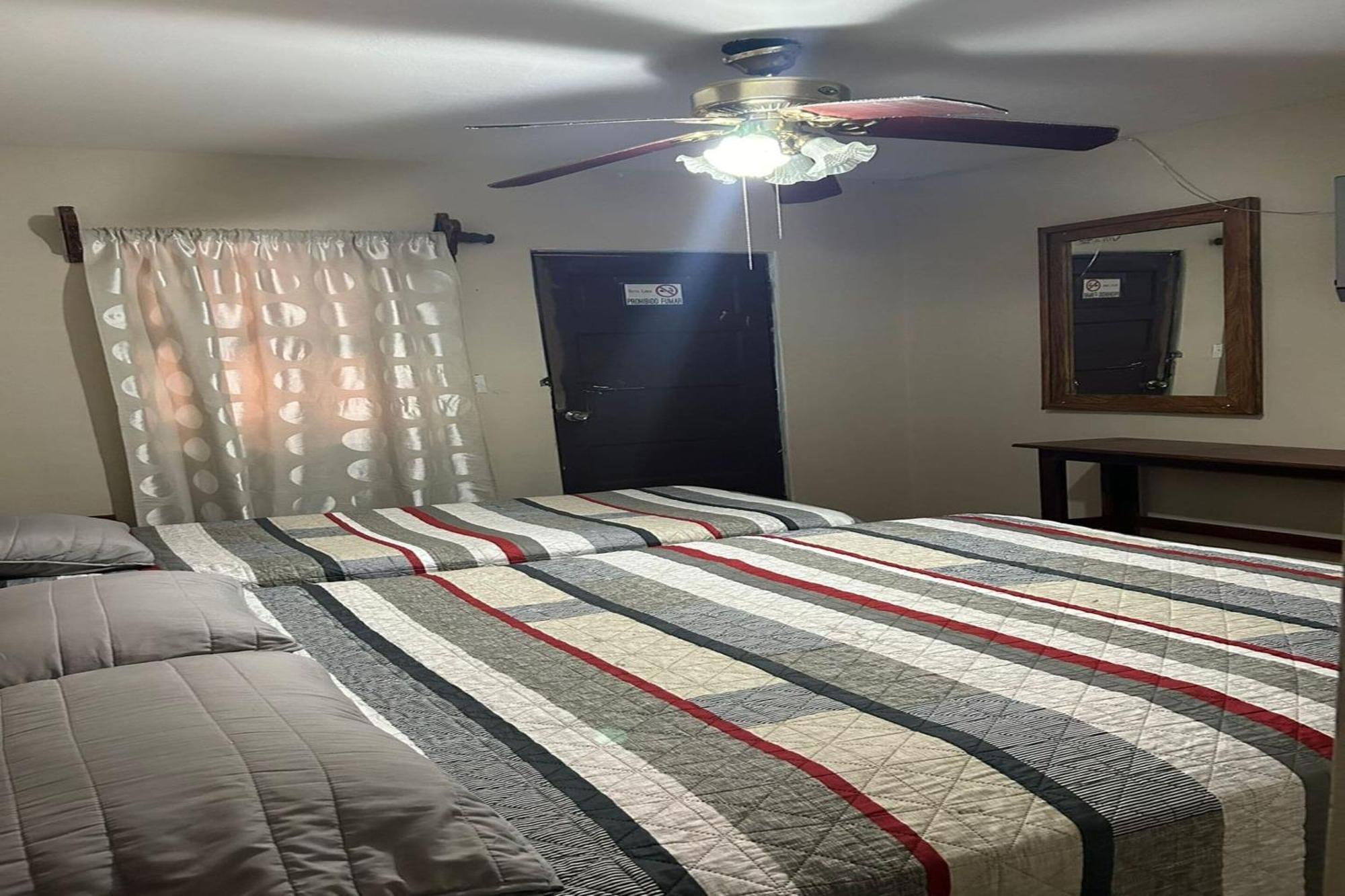 Oyo Hotel Linda Tijuana Zewnętrze zdjęcie