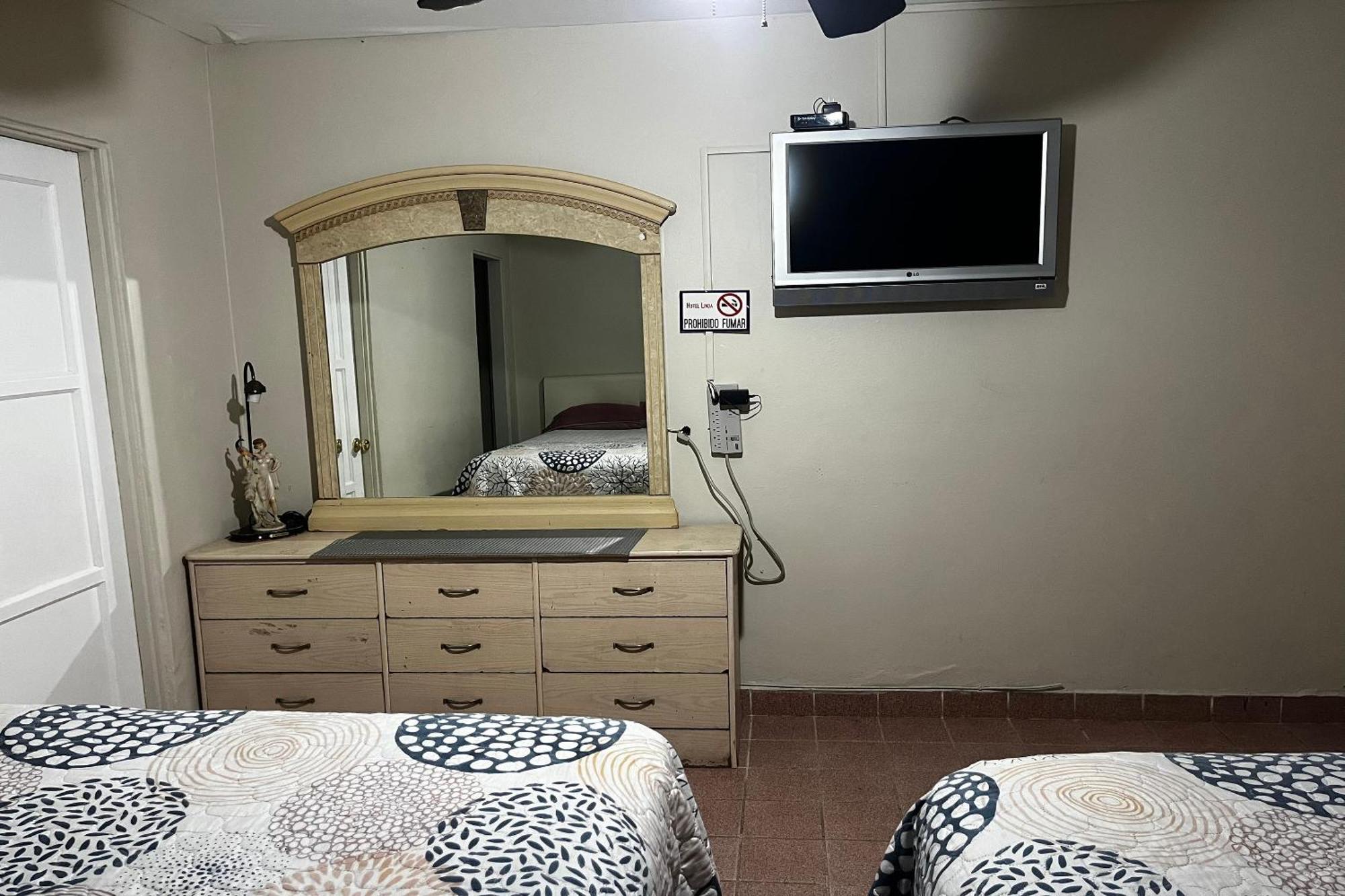 Oyo Hotel Linda Tijuana Zewnętrze zdjęcie
