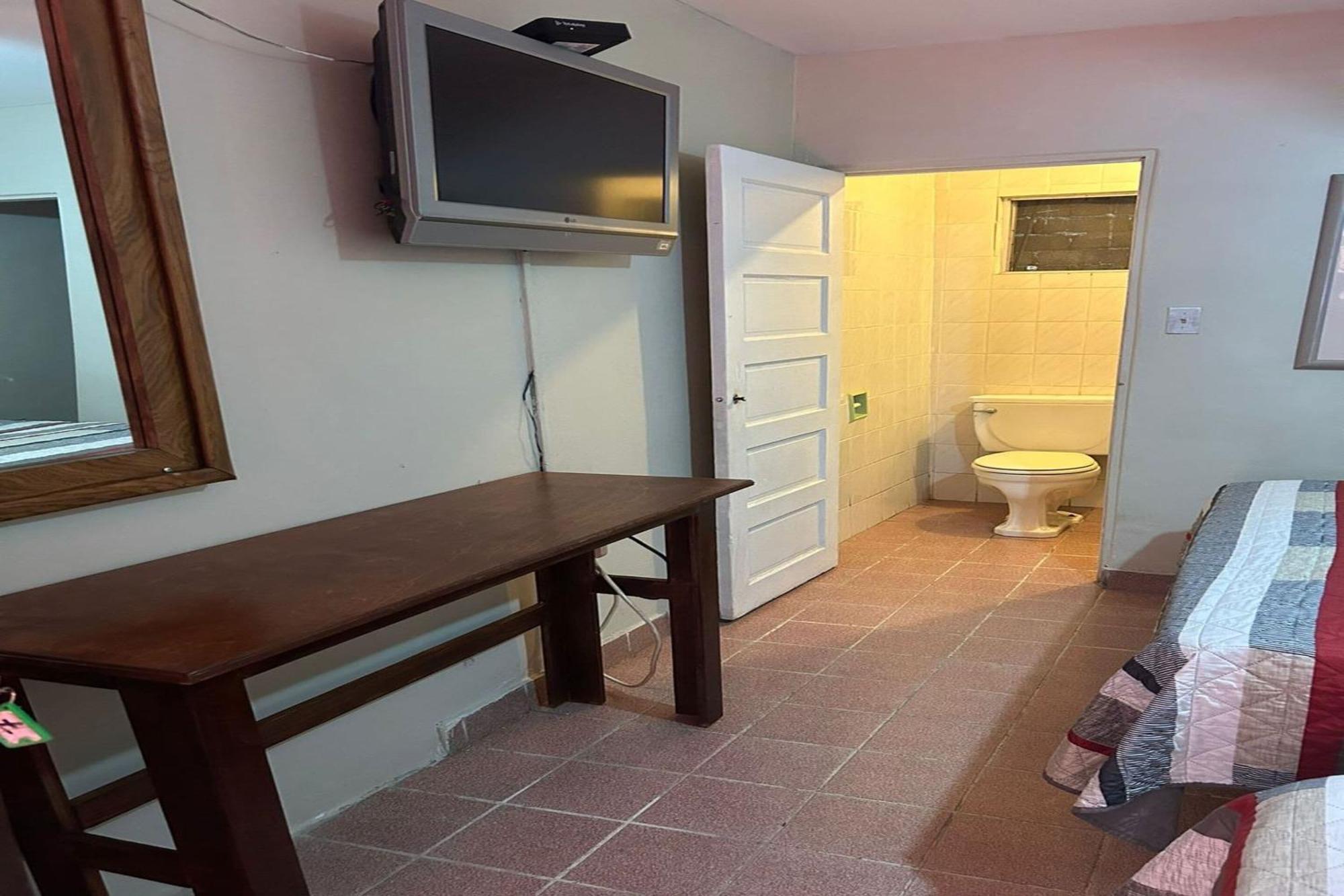 Oyo Hotel Linda Tijuana Zewnętrze zdjęcie
