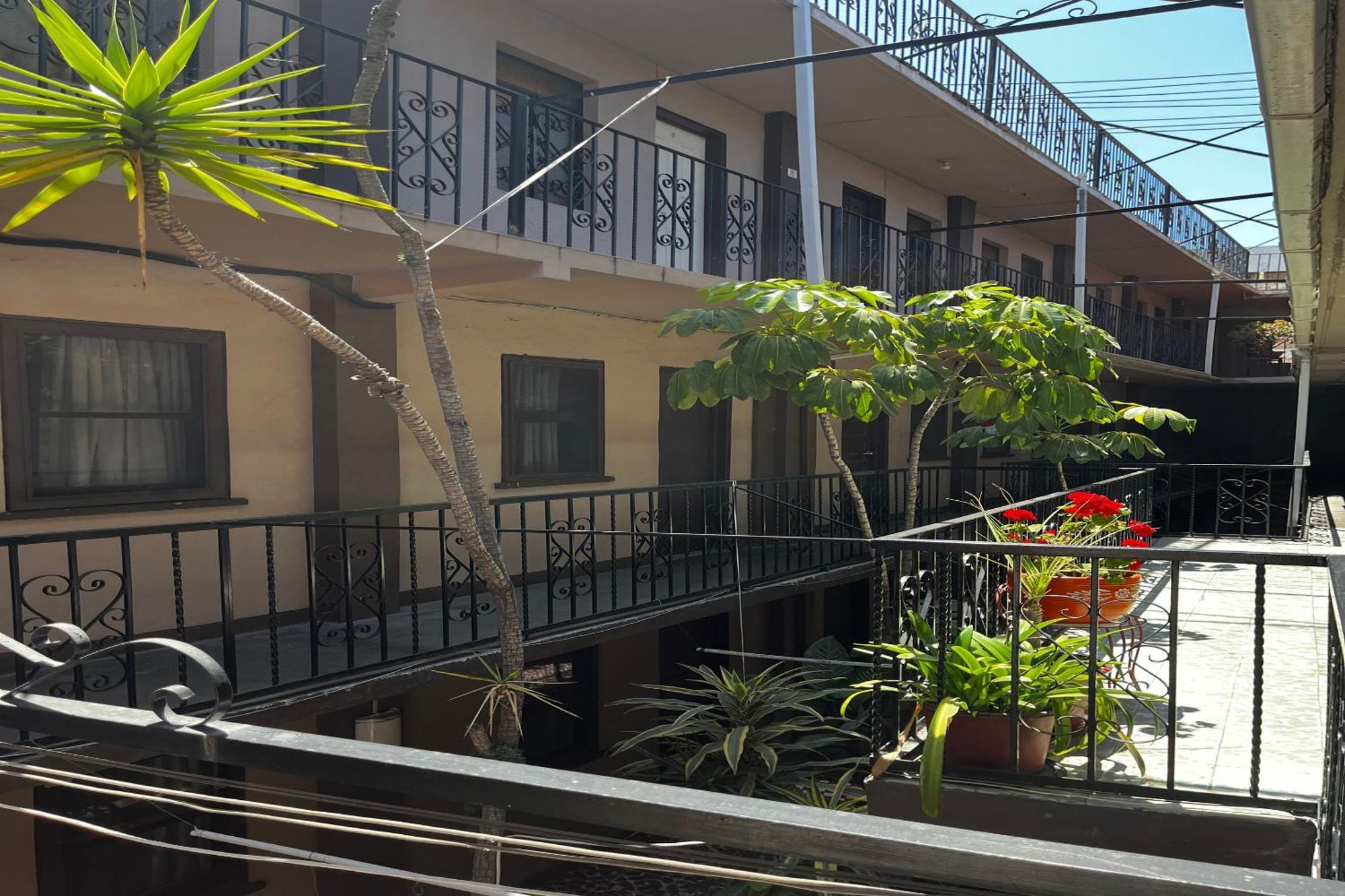 Oyo Hotel Linda Tijuana Zewnętrze zdjęcie