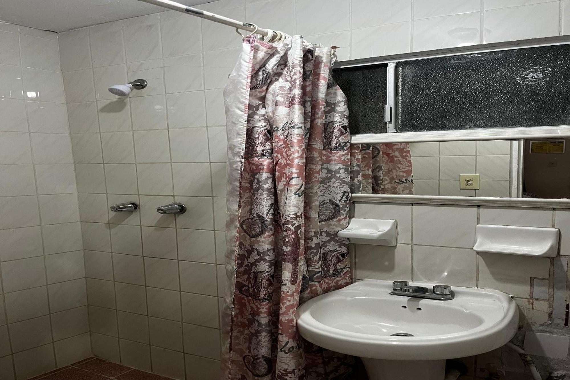 Oyo Hotel Linda Tijuana Zewnętrze zdjęcie