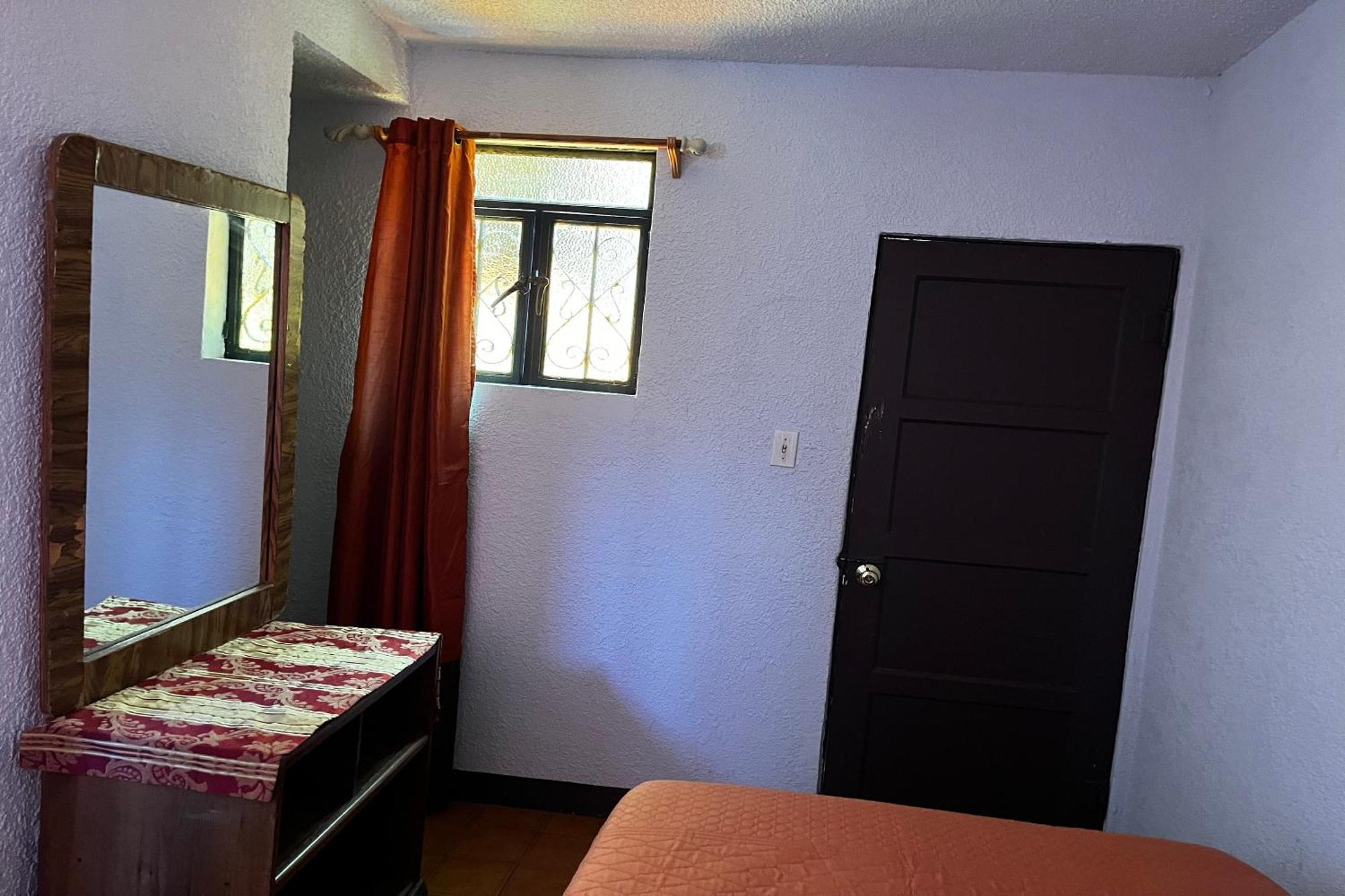 Oyo Hotel Linda Tijuana Zewnętrze zdjęcie